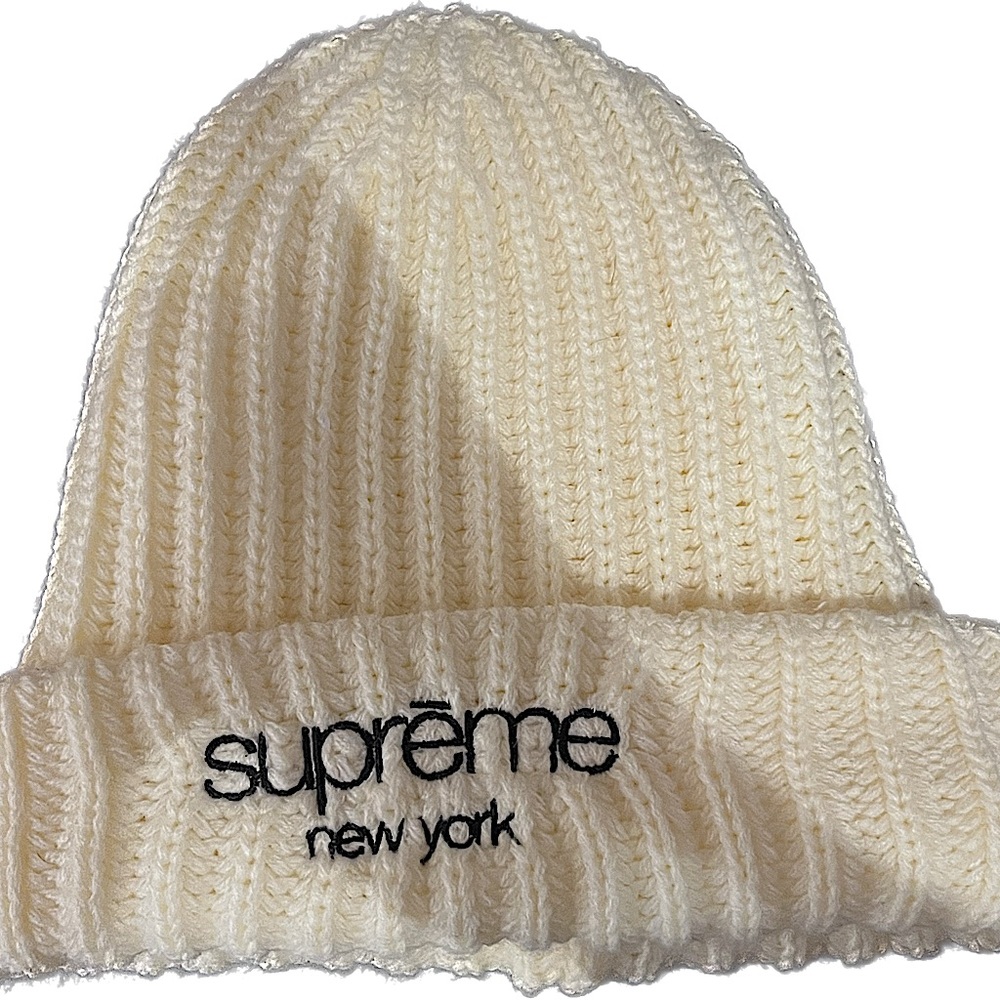 SUPREME crème knit beanie